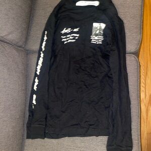 Off-white long sleeve